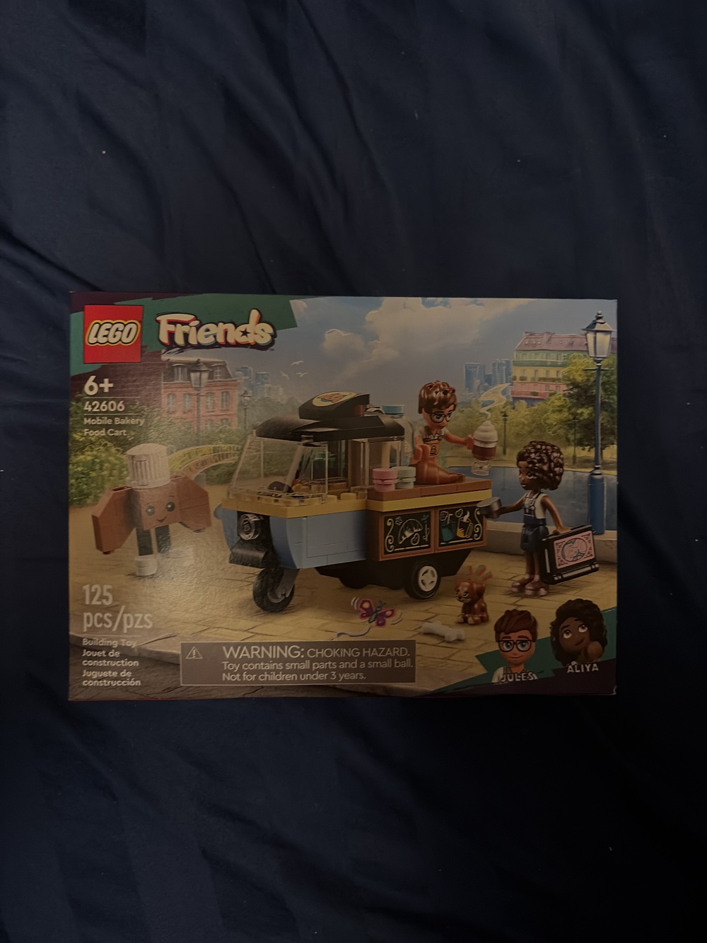 LEGO FRIENDS Mobile Bakery Food Cart (42606) - New Sealed 125 Pieces